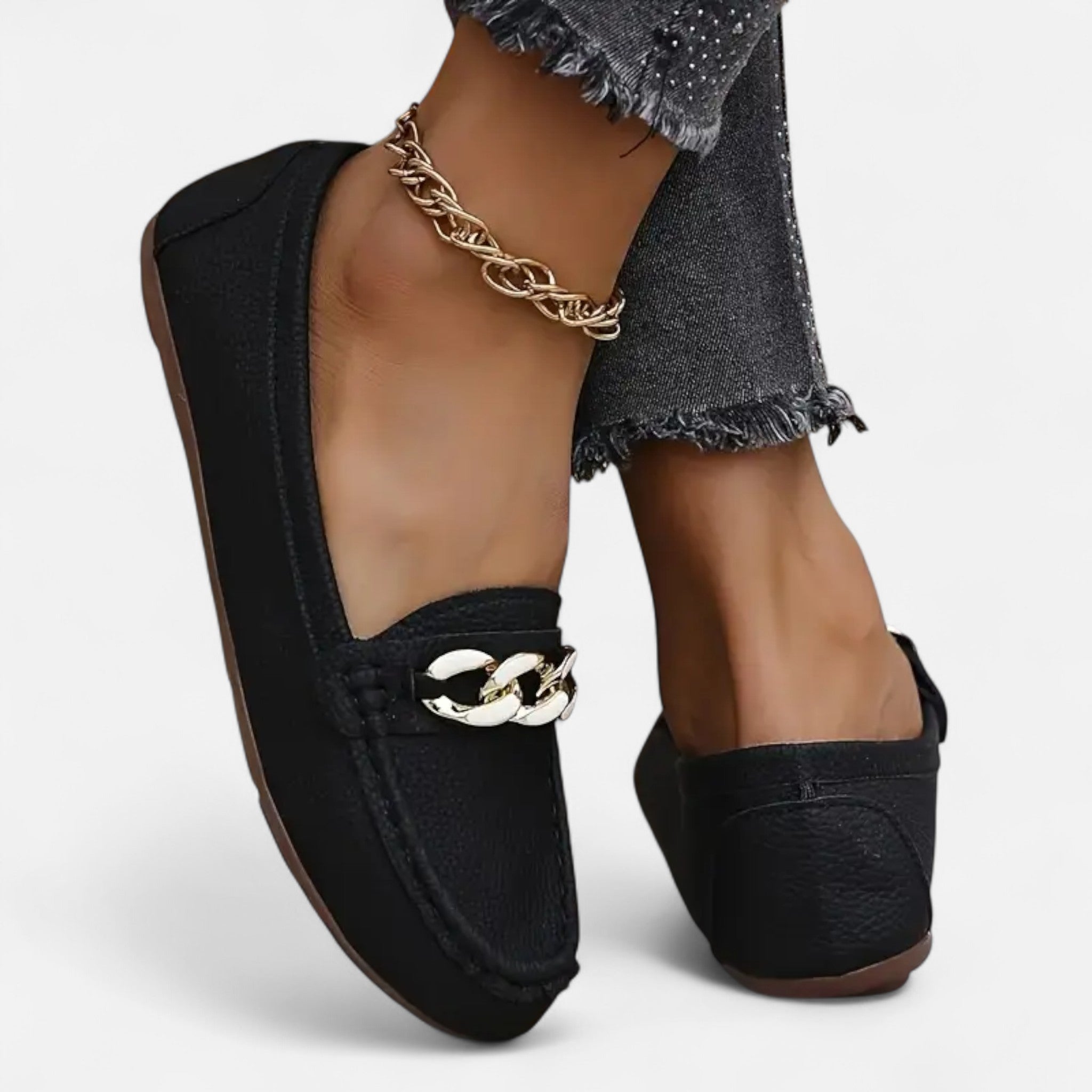 Elvaine | Women’s Moccasins – Elegant Chain Accent Design