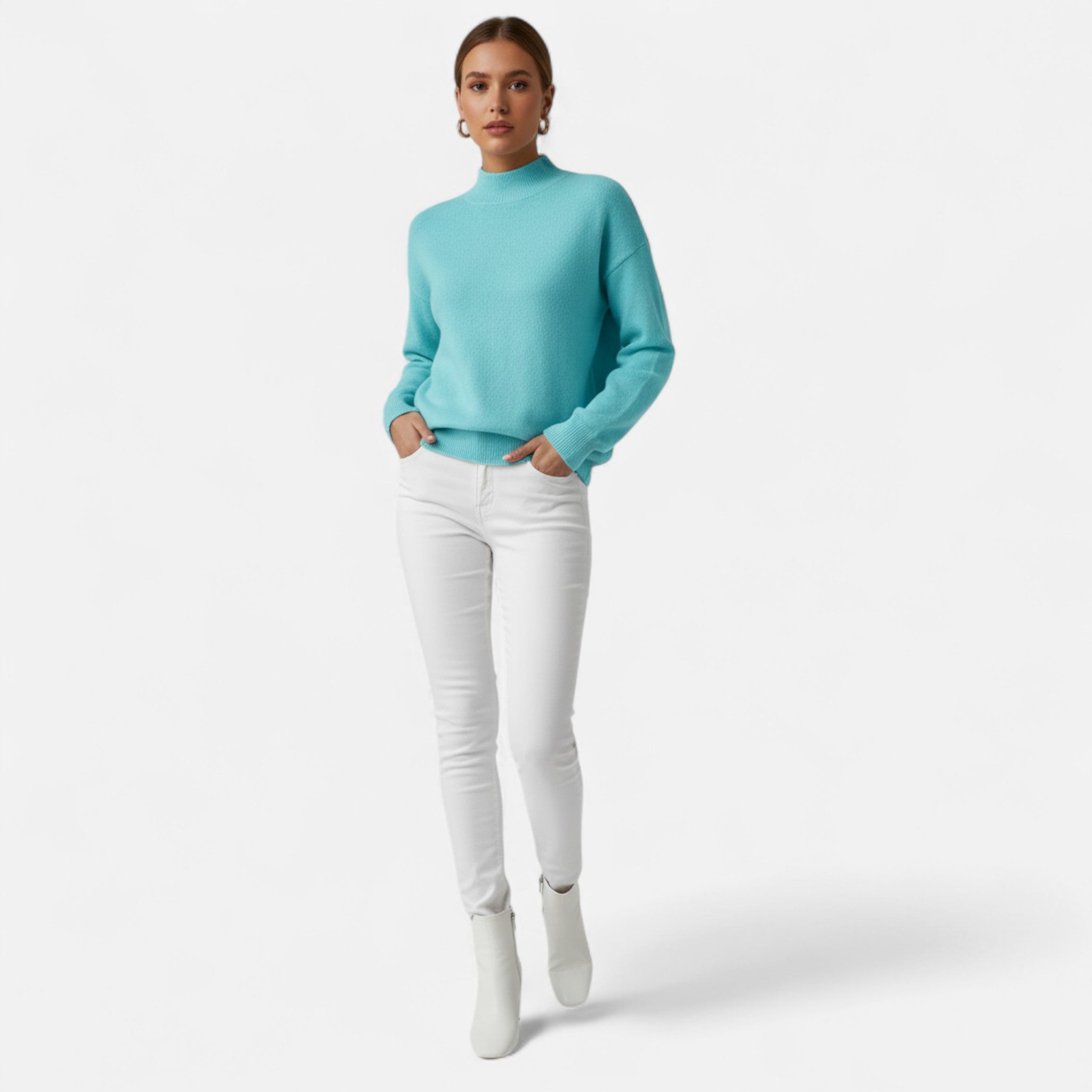 Elvaine | Women’s Round Neck Pullover – Refined All-Season Style