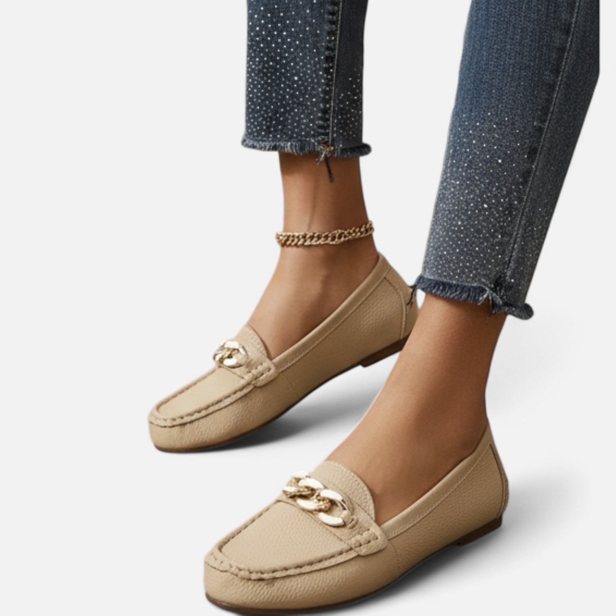 Elvaine | Women’s Moccasins – Elegant Chain Accent Design